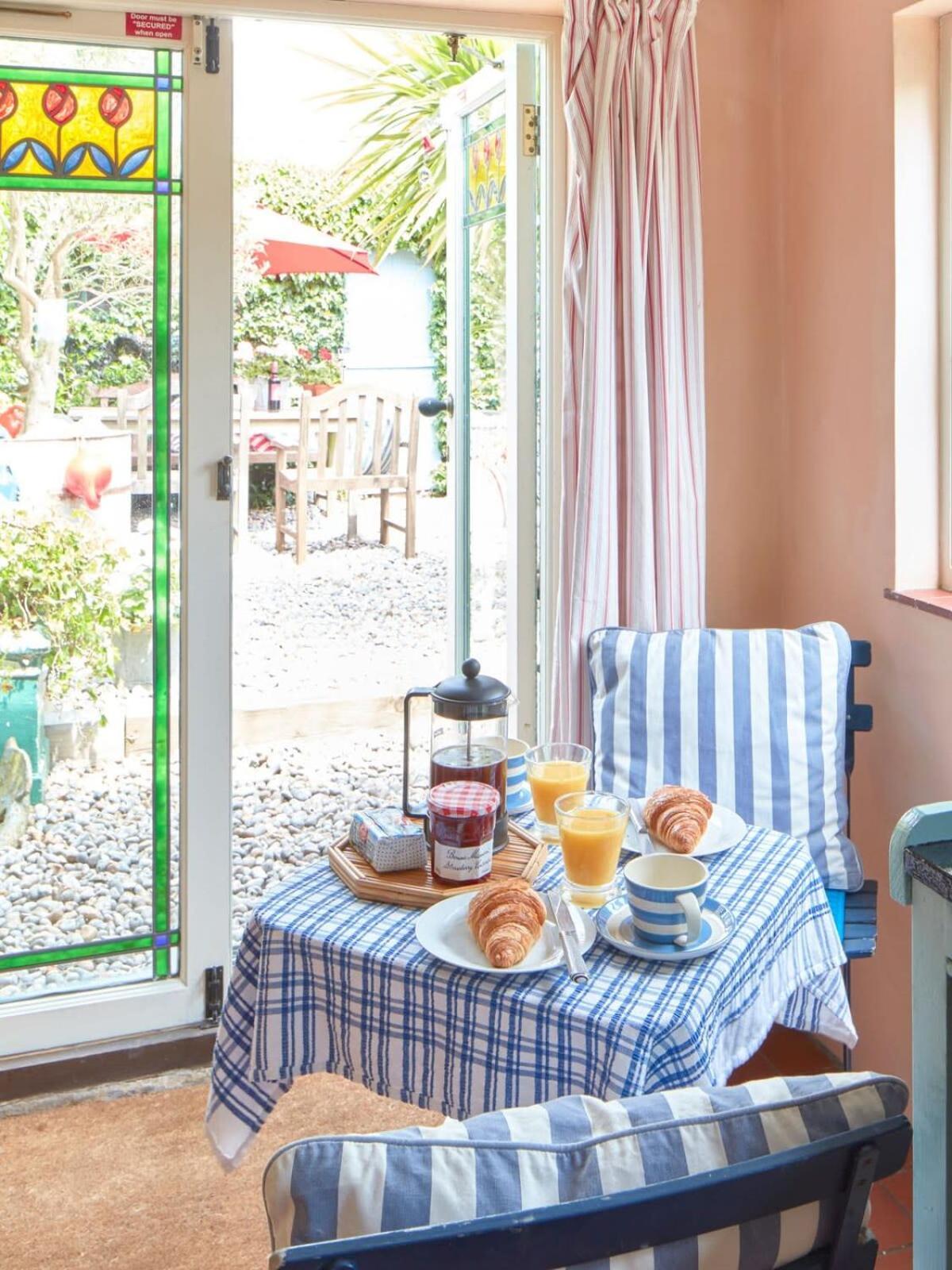 Mariner'S Cottage - On Kingsdown Beach เดล ภายนอก รูปภาพ